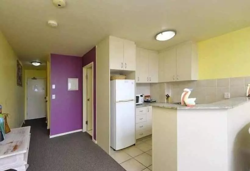 ホテル Bali In Broughton