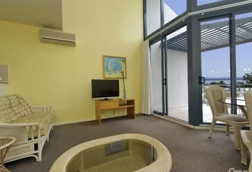 ホテル Bali In Broughton