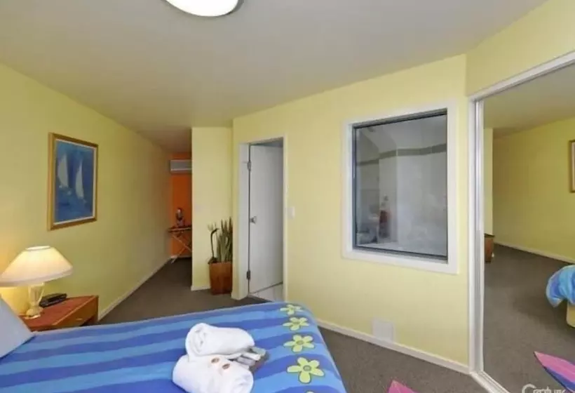 ホテル Bali In Broughton