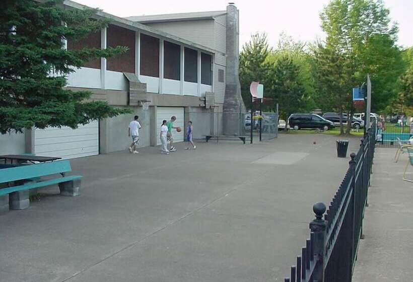 호텔 Brennan Beach Rv Resort Caravan Park