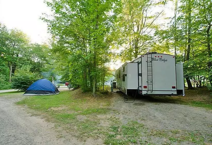 ホテル Brennan Beach Rv Resort   Caravan Park