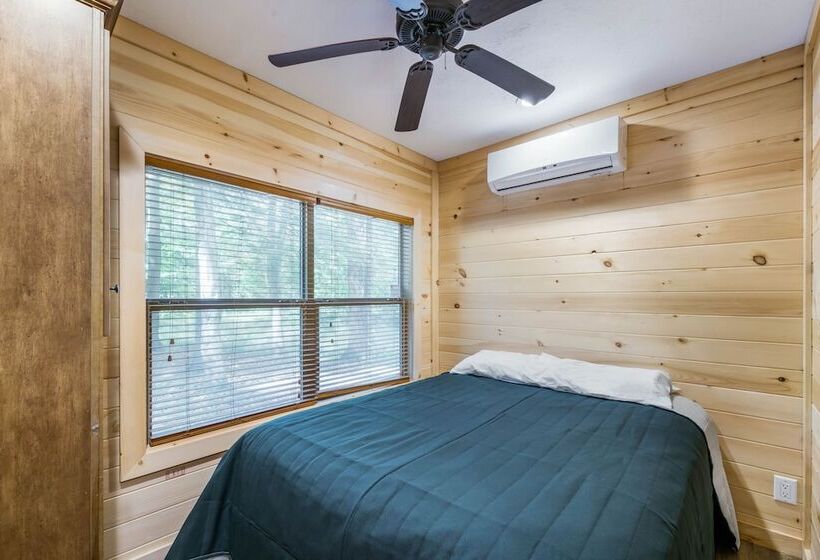 בית מלון כפרי Rondout Valley Resort