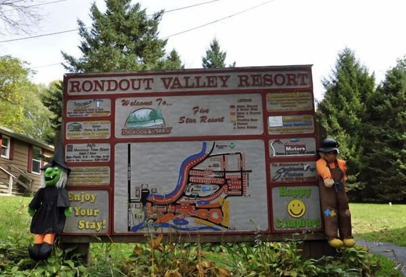 בית מלון כפרי Rondout Valley Resort