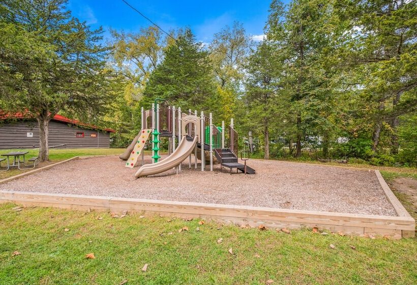 בית מלון כפרי Rondout Valley Resort