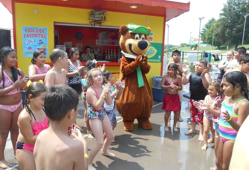 فندق Yogi Bear S Jellystone Park Camp Resort Wisconsin Dells