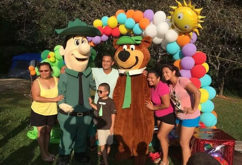 ホテル Yogi Bear S Jellystone Park Camp Resort Wisconsin Dells