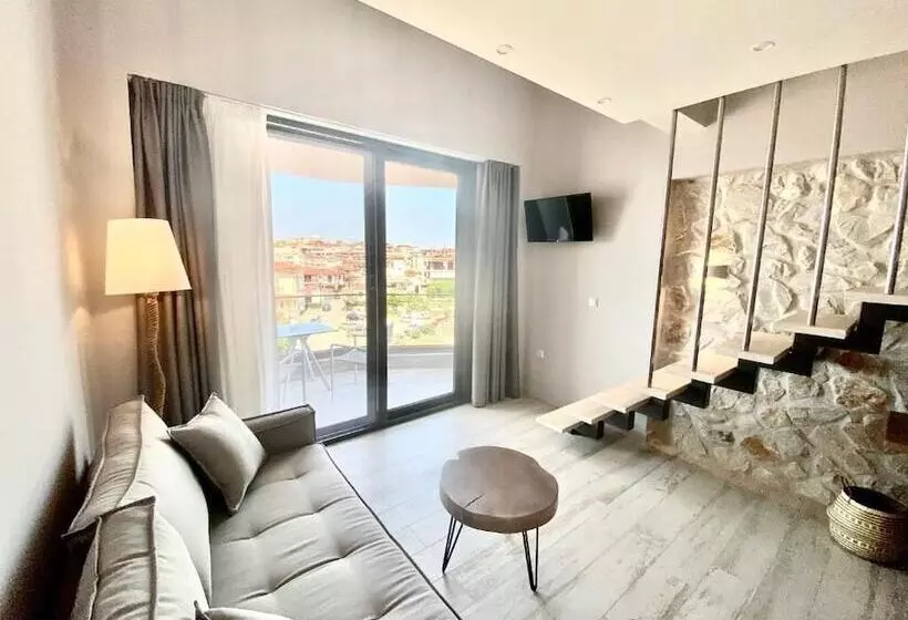 Aamiaismajoitus (B&B) Kali Thea Suites