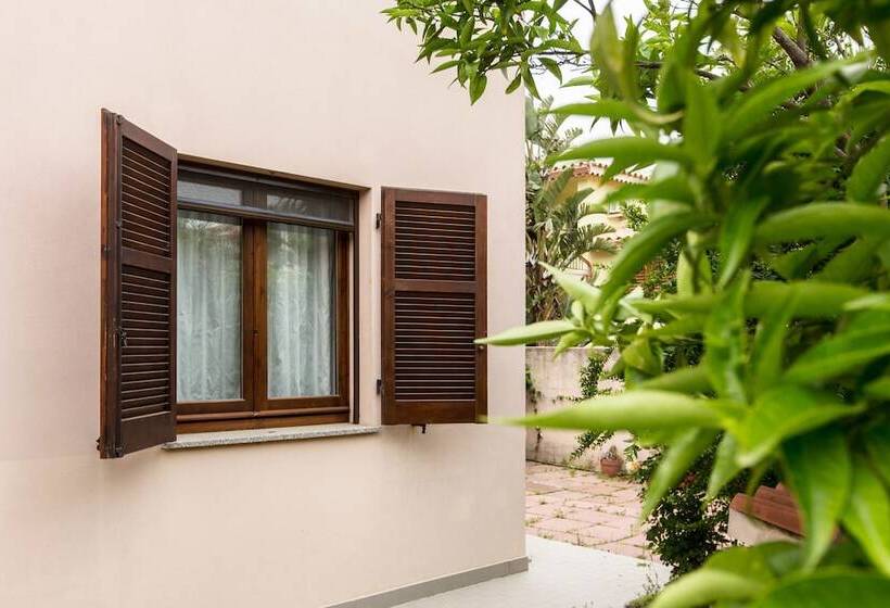 فندق فئة نجمة واحدة Case Vacanza Aiosardegna