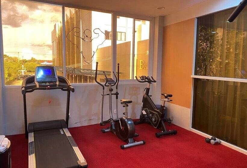 בית מלון כפרי Best Western Batang Garing