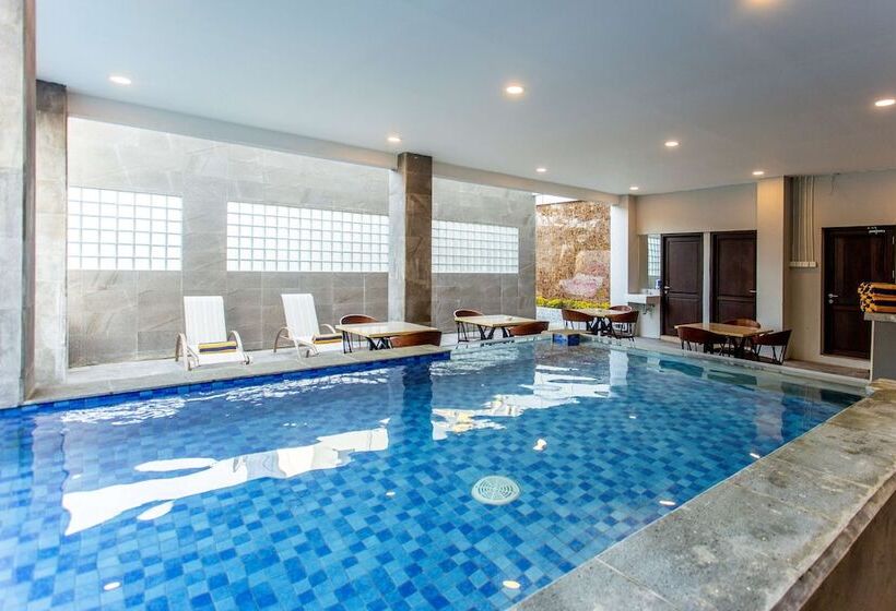 בית מלון כפרי Best Western Batang Garing