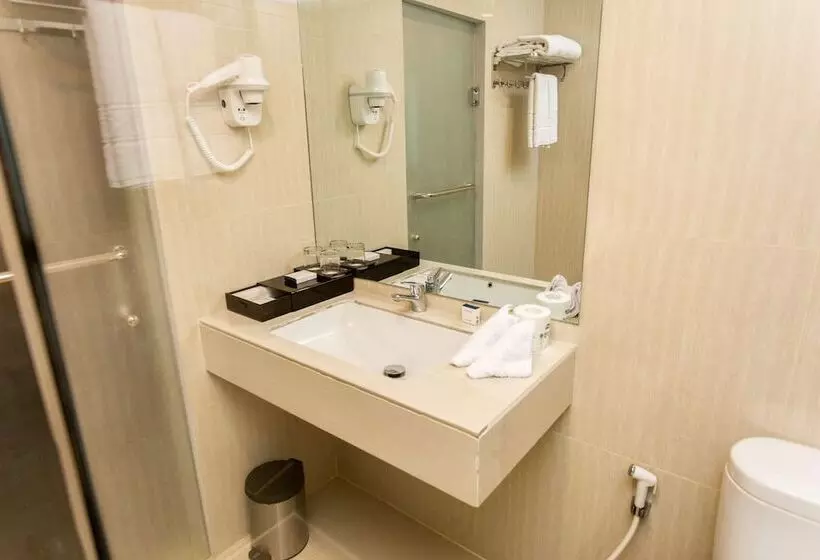 ホテル Best Western Batang Garing