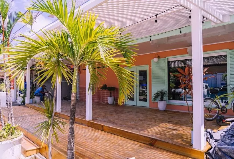 هتل Bocas Paradise