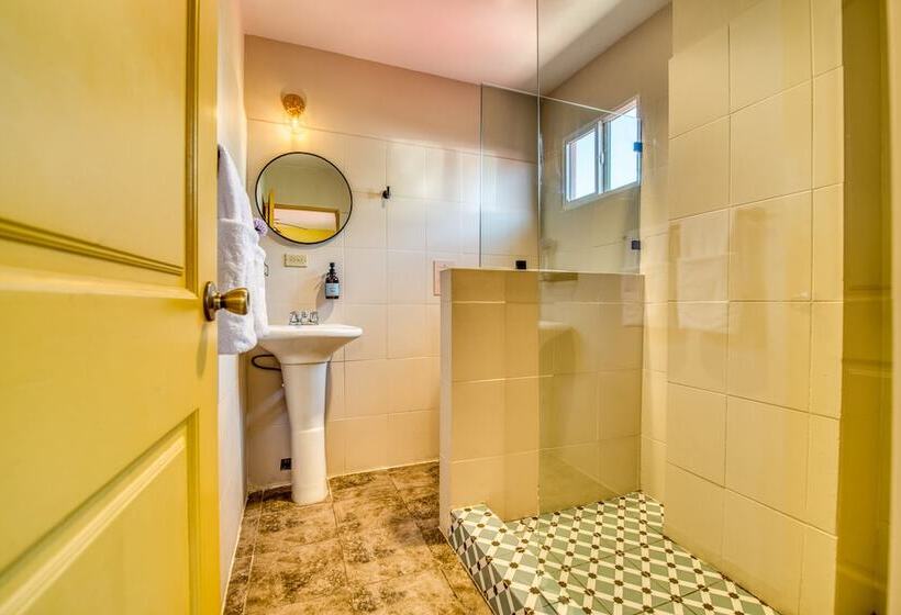 هتل Bocas Paradise