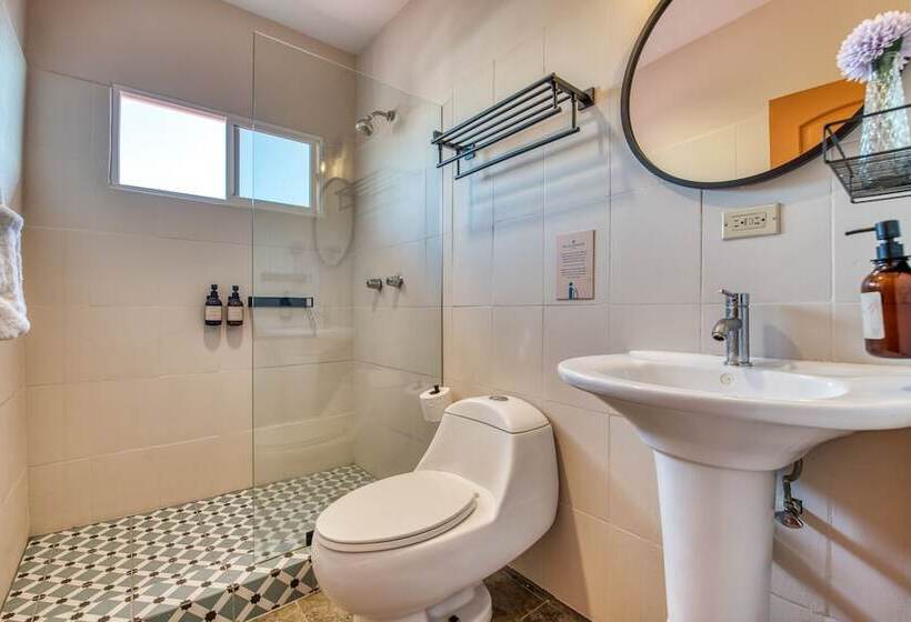 هتل Bocas Paradise