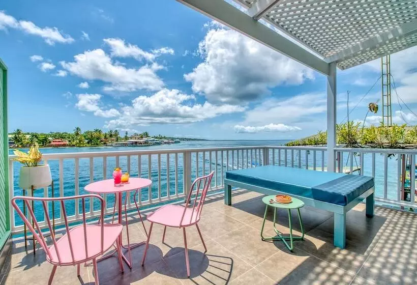 هتل Bocas Paradise