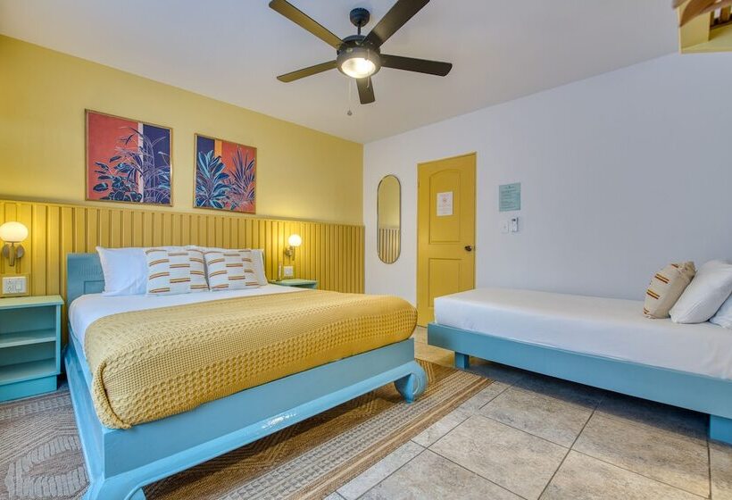 هتل Bocas Paradise