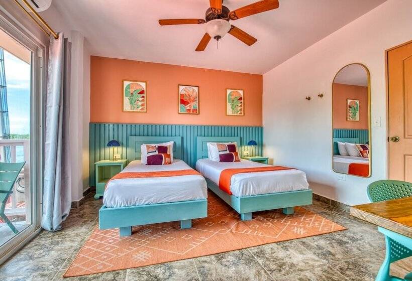 هتل Bocas Paradise