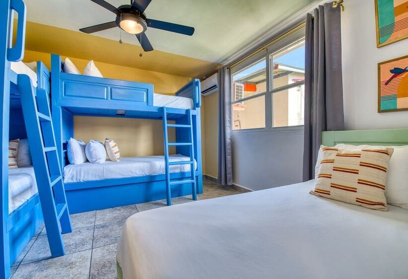 هتل Bocas Paradise