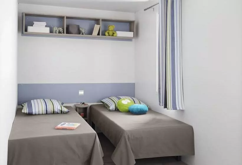 Hotelli Marielyst Feriepark & Camping