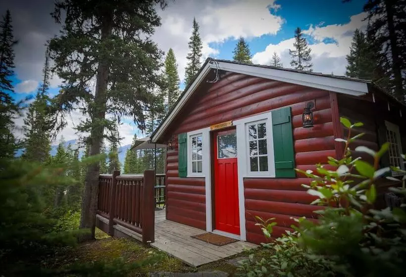 Hotelli Paradise Lodge And Bungalows