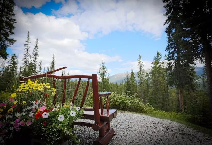 Hotelli Paradise Lodge And Bungalows