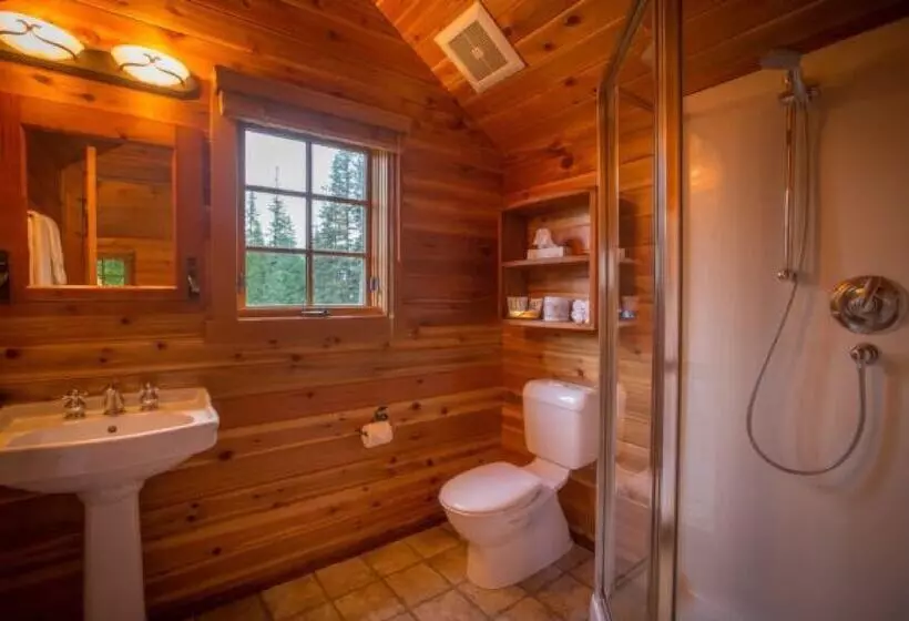 Hotelli Paradise Lodge And Bungalows