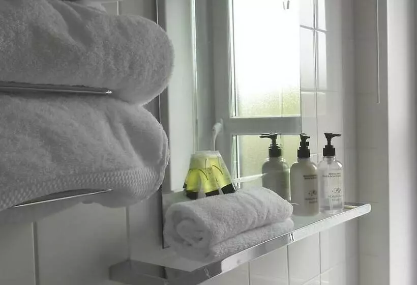 ホテル The Kenbridge