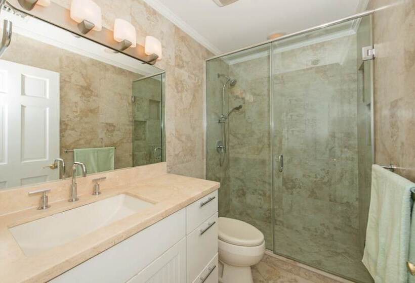 Silver Sands Condominiums