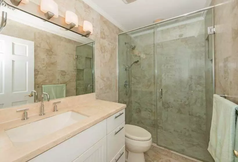 Silver Sands Condominiums