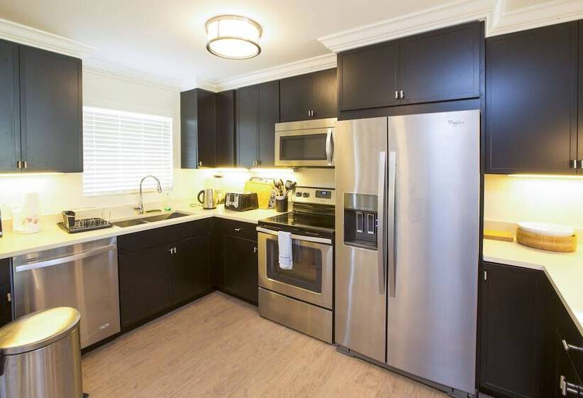 Silver Sands Condominiums