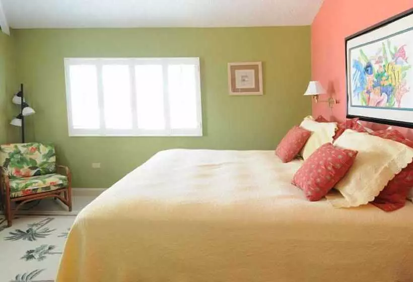 Silver Sands Condominiums