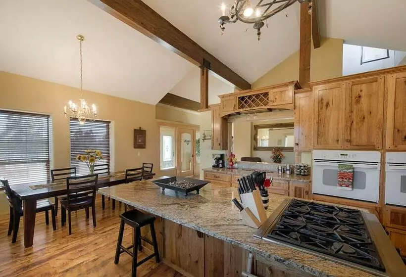 Broken Ridge Ranch By Casago Mccall  Donerightmanagement