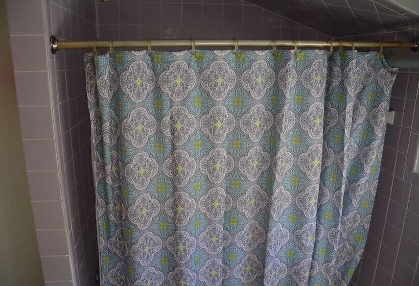 فندق على الطريق Betty Doon Motor