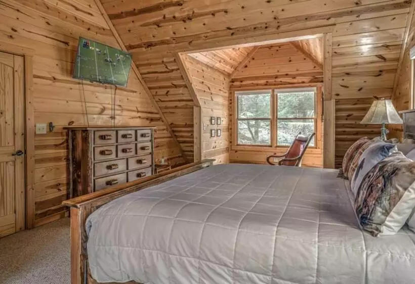 Bearfoot Lodge By Escape To Blue Ridge