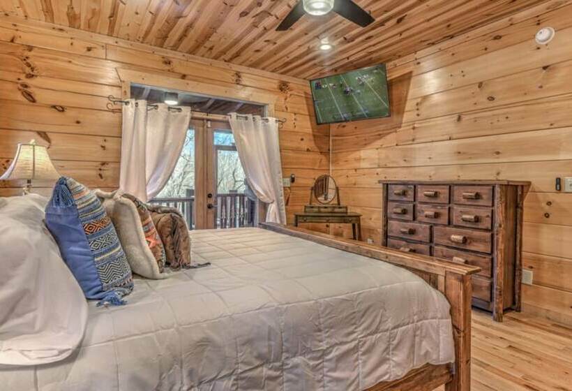 Bearfoot Lodge By Escape To Blue Ridge