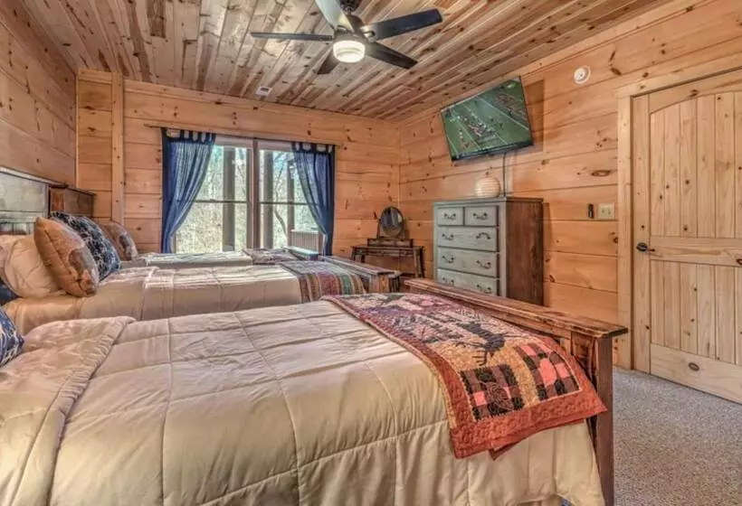 Bearfoot Lodge By Escape To Blue Ridge