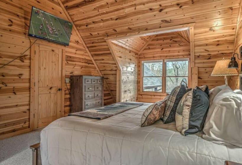 Bearfoot Lodge By Escape To Blue Ridge