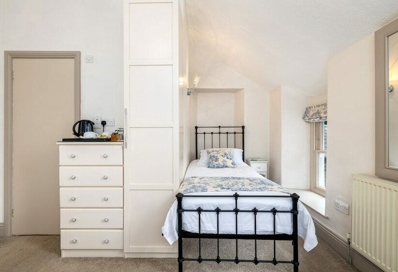 Bed and Breakfast 2 Cambridge Villas