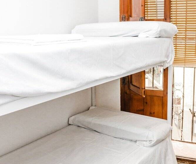 Hostel Benidorm Beach