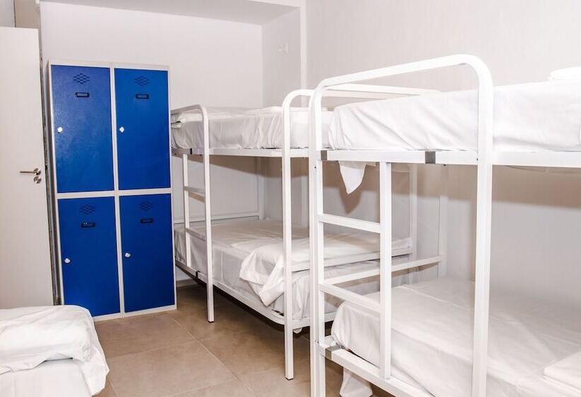 Hostel Benidorm Beach