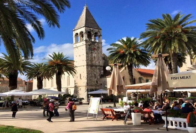 호텔 Splendid Double Bed Room With Balcony And Sea View