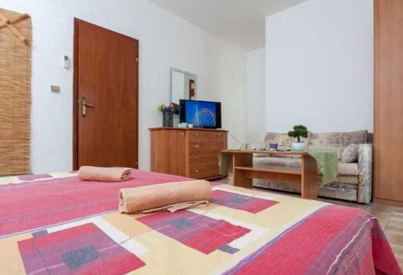 호텔 Splendid Double Bed Room With Balcony And Sea View