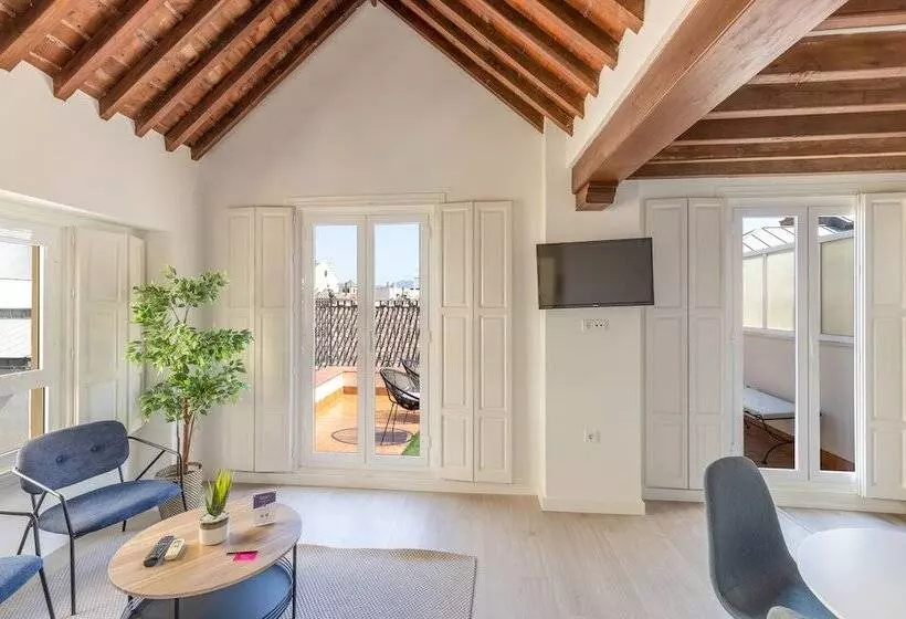 هتل Thyssen Boutique Apartments Caleta Homes