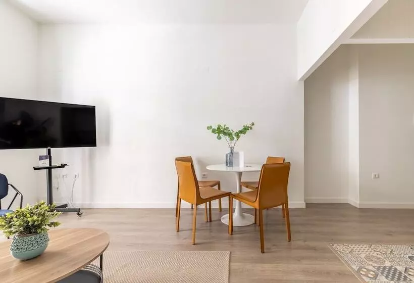 هتل Thyssen Boutique Apartments Caleta Homes