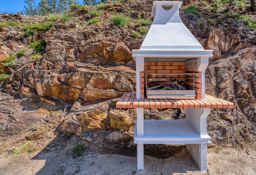 پانسیون Central Suites Arouca