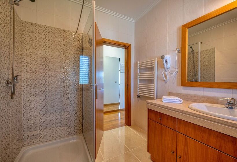 پانسیون Central Suites Arouca