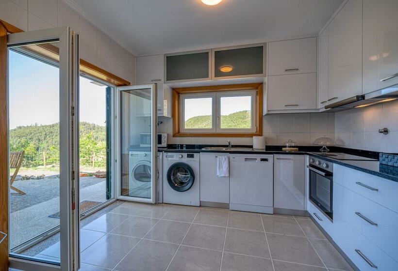 پانسیون Central Suites Arouca