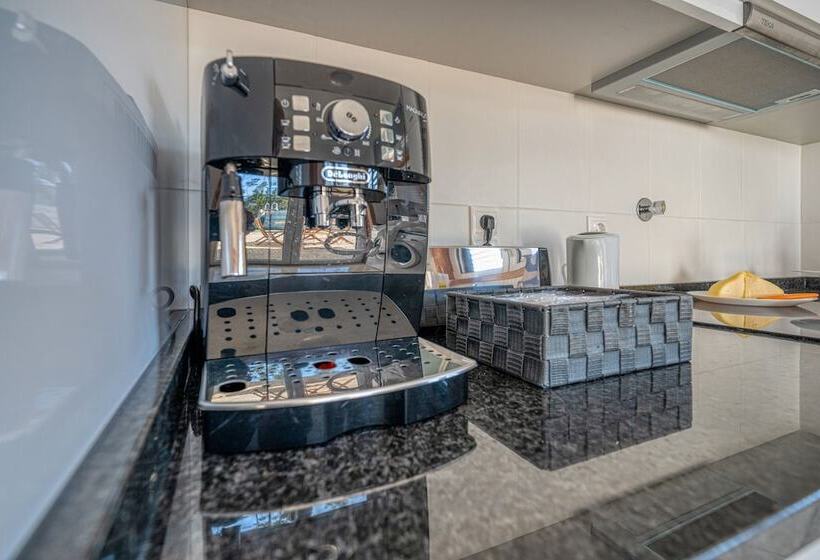 پانسیون Central Suites Arouca