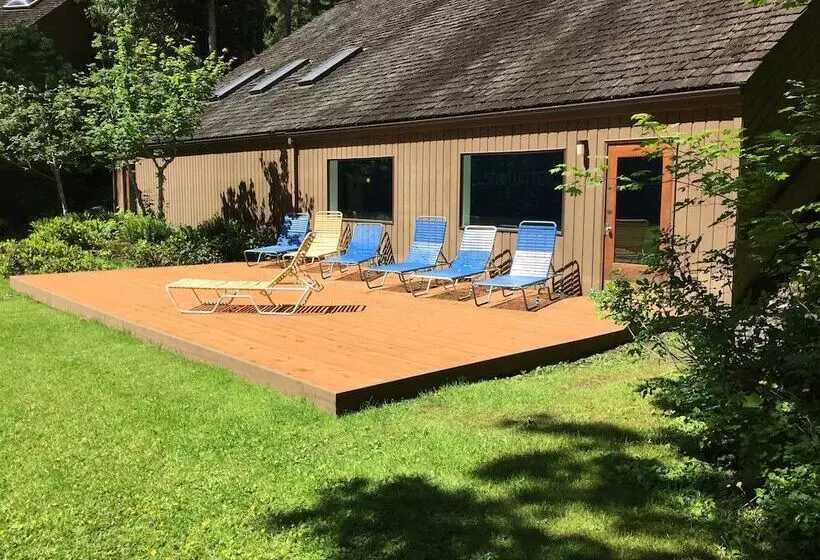 73sw   F/p   W/d   Sleeps 6