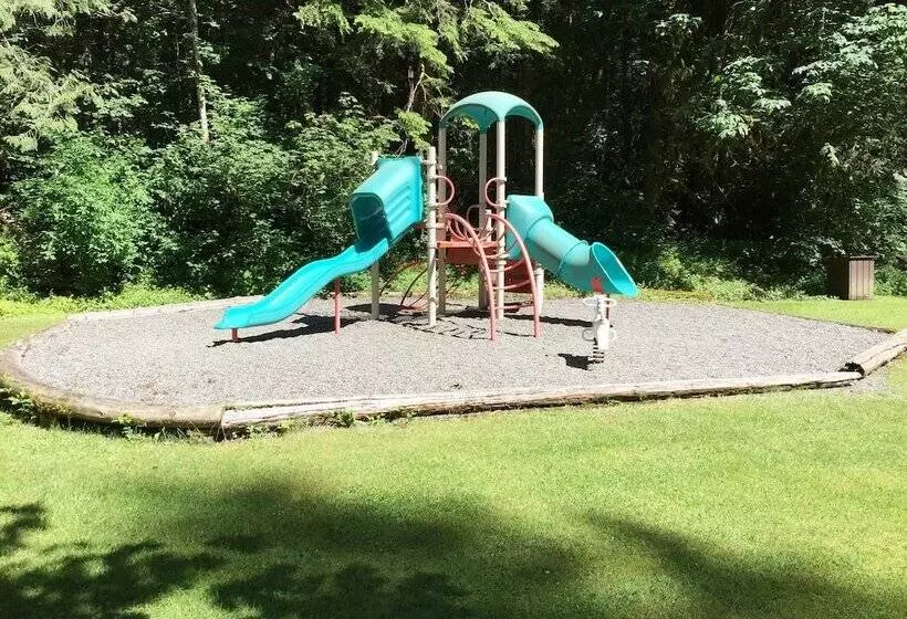 73sw   F/p   W/d   Sleeps 6